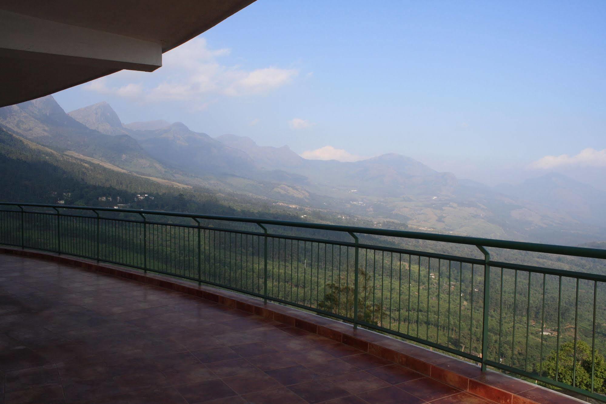 Ayur County Resort Chinnakanal Εξωτερικό φωτογραφία
